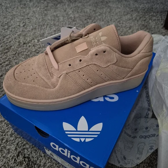 NWT Adidas Rivalry Lux Low W - Picture 5 of 12